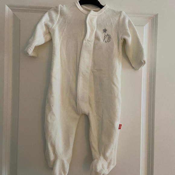 Magnetic Me PJ’s - Picture 1 of 2